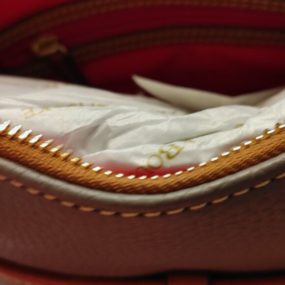 NWT Dooney and Bourke R310 Hobo bag - Picture 4 of 6